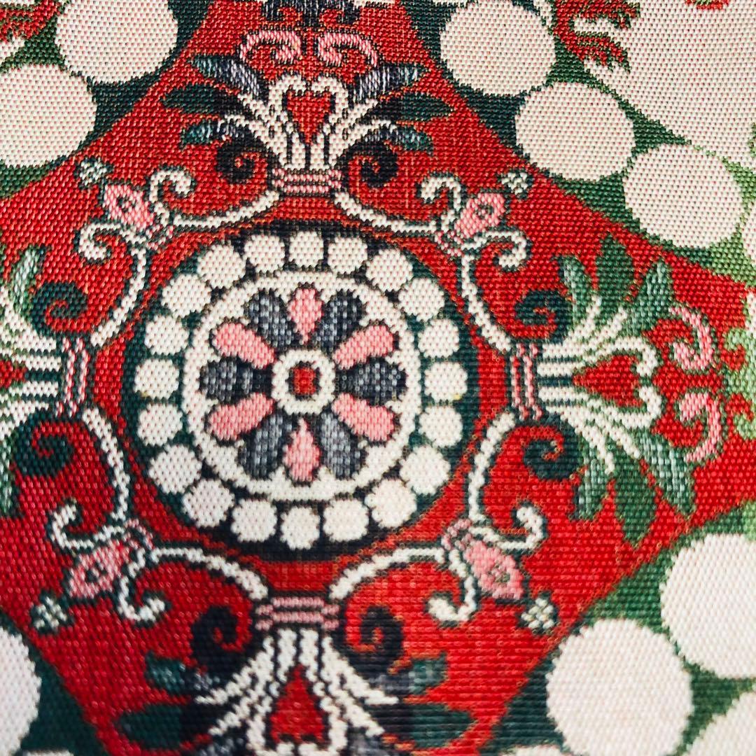 3 龍村美術織物　獅子狩文様錦　120×130センチ　法隆寺