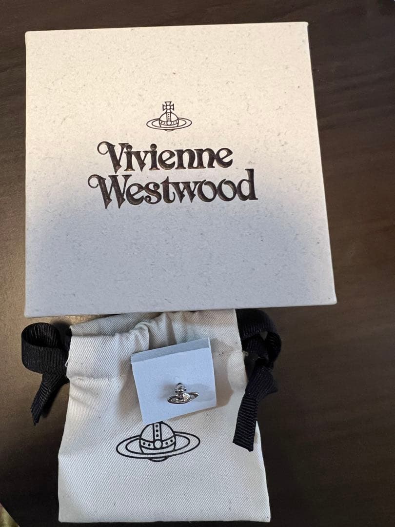 viviennewestwood ピアス　未使用