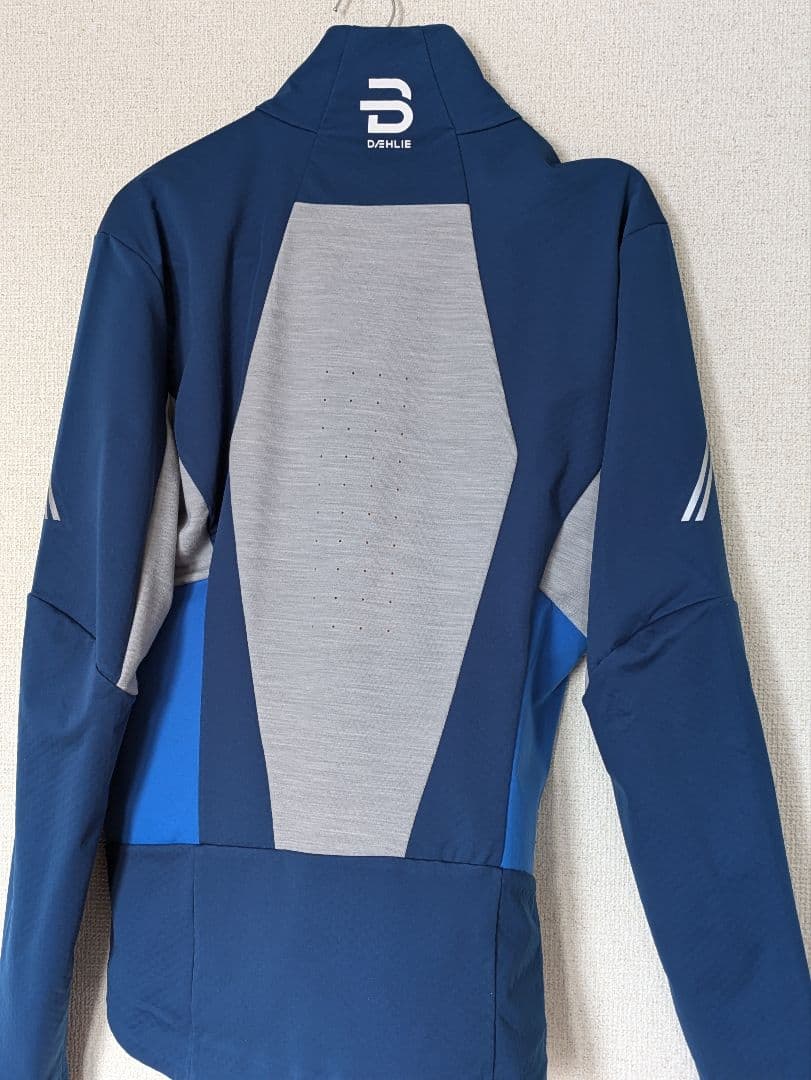 BjornDaehlieビヨルンダーリ　クロスカントリースキー ジャケットのみ