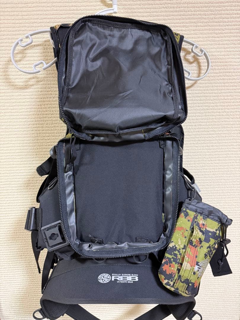 【美品】RBB フローティングベスト　迷彩柄
