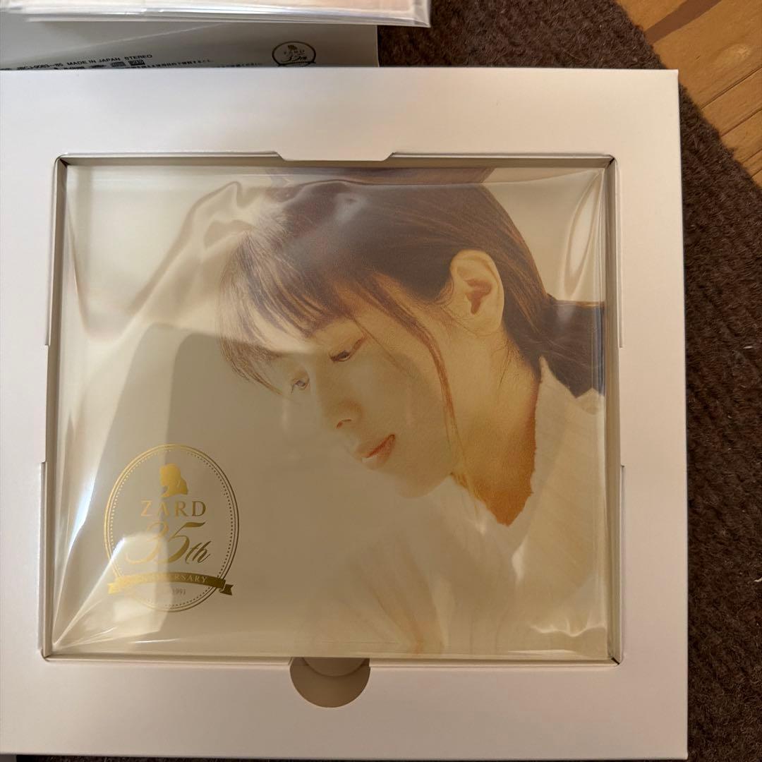ZARD Best Request ～35th Anniversary～
