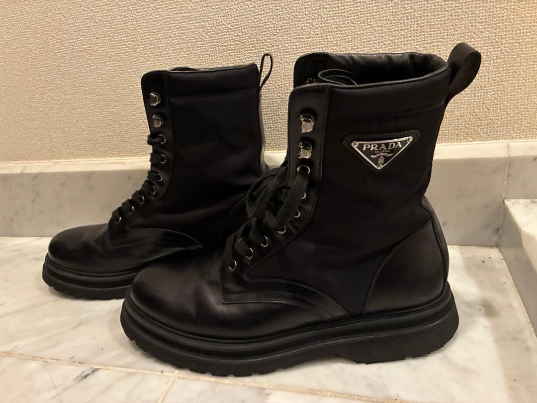 【美品】PRADA ブラッシュド　コンバット　ブーツ　2UE011 サイズ9