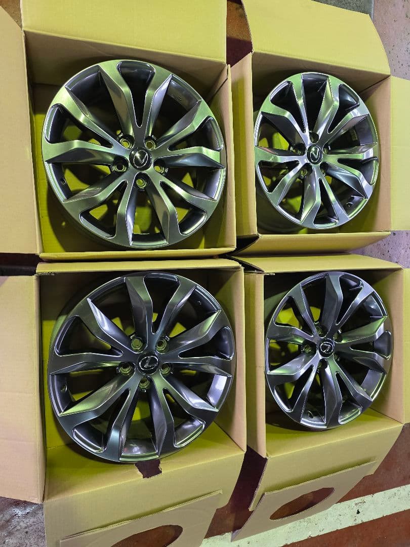 ！美品！レクサス 純正 NX Fスポーツ ホイール　ホイル 18 インチ 4本