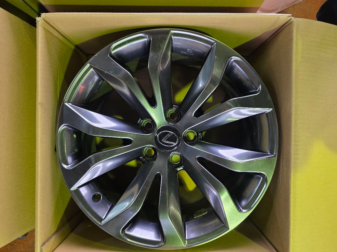 ！美品！レクサス 純正 NX Fスポーツ ホイール　ホイル 18 インチ 4本