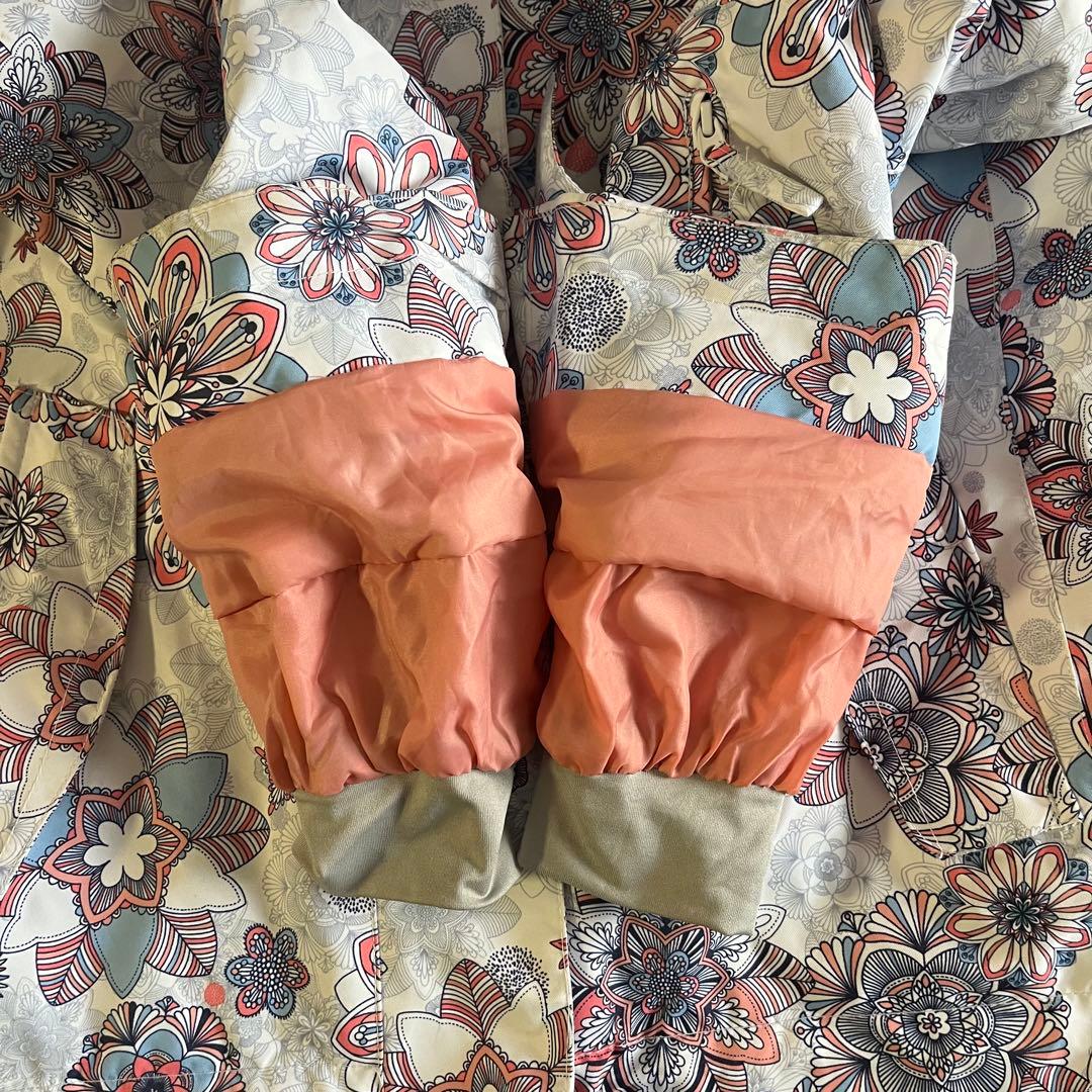 ロキシー　ROXY　レディース　スノーボードジャケット　Sサイズ　総柄上下セット