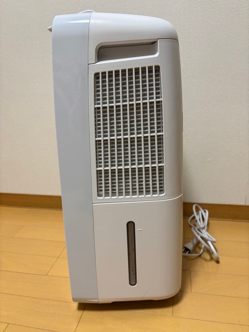 シャープ 冷風 衣類乾燥 除湿機 2021年製