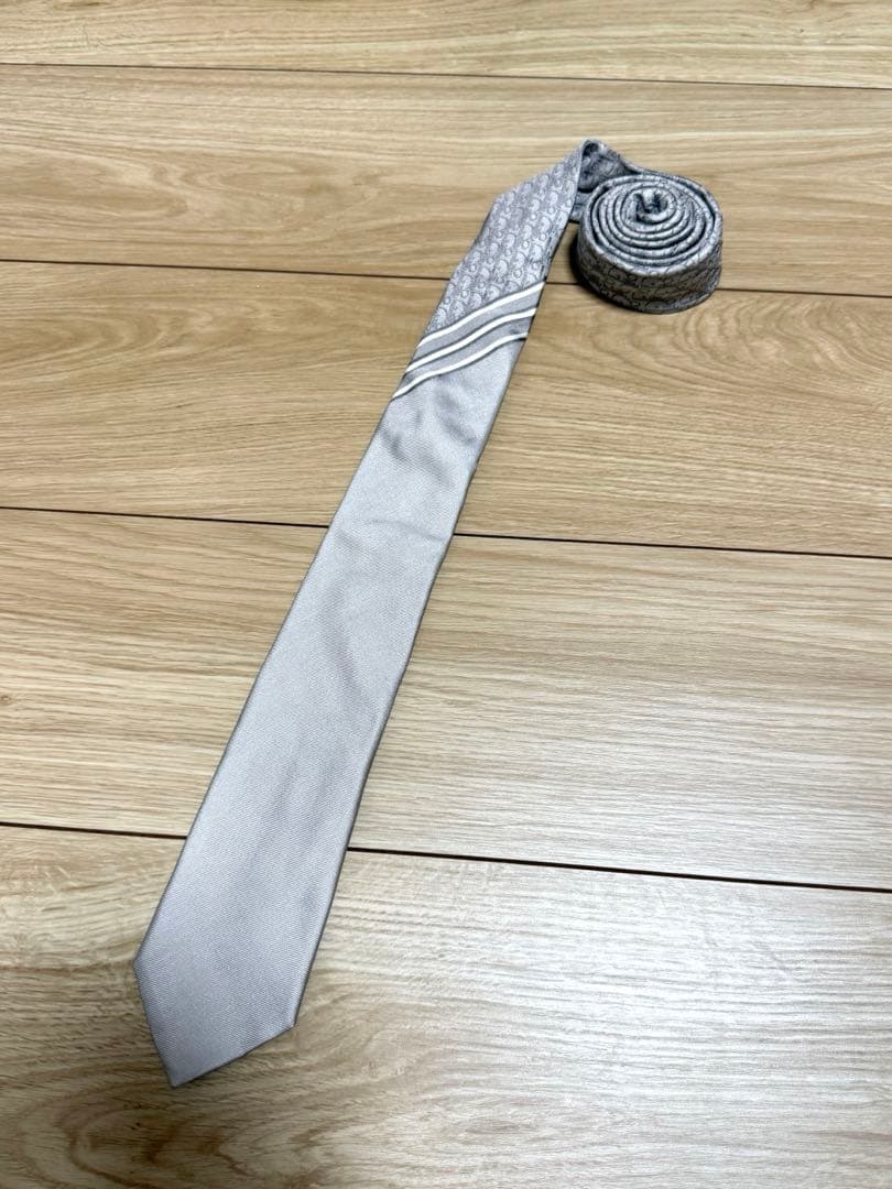 Dior ディオール グレー ネクタイ シルク メンズ シルバー