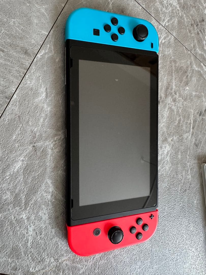 Switch Nintendo カセット6本Joy-Con 4個　持ち運びケース