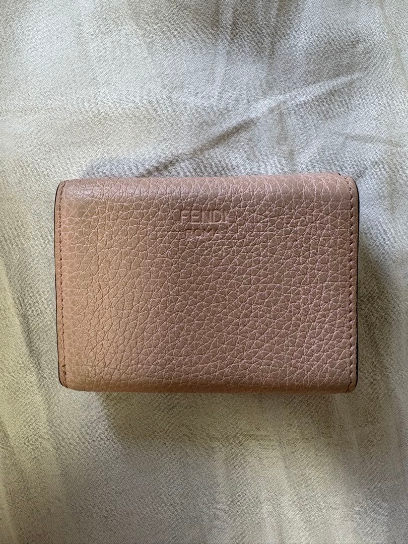 FENDI ピンク 三つ折り財布