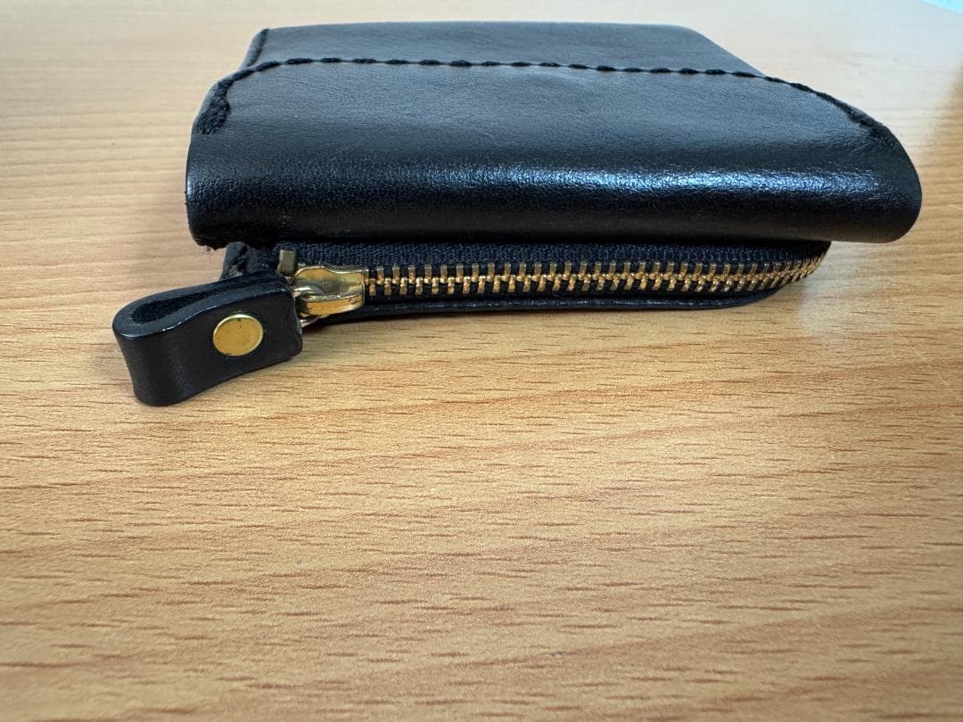 新品同様●HERZ ヘルツ ライトウォレット WS-1 ブラック 二つ折り財布