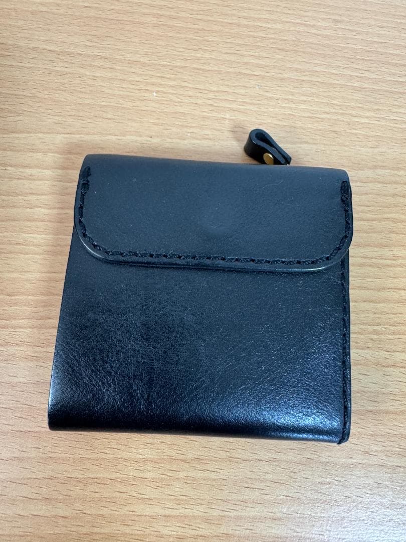 新品同様●HERZ ヘルツ ライトウォレット WS-1 ブラック 二つ折り財布
