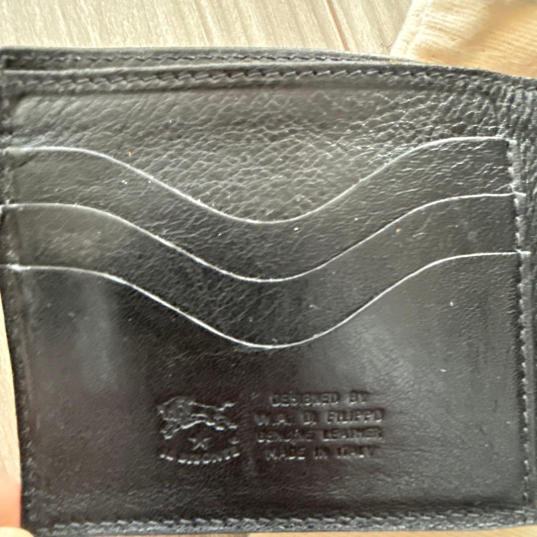 IL BISONTE 黒 レザー 二つ折り財布