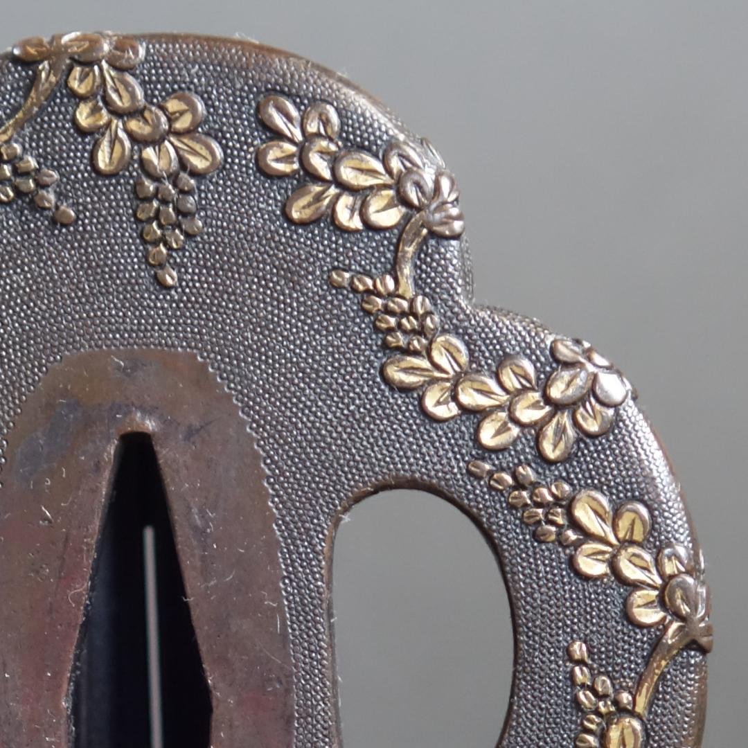 鍔 鐔 武具 骨董 刀装具 江戸時代【美濃 銅魚々子地 萩図鍔】(鍔箱付き)