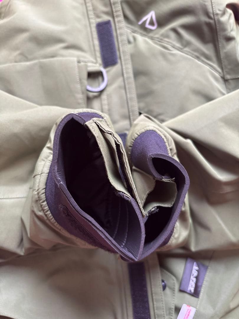 アングラーズデザイン　ウェーディングヒートジャケットオリーブ　Mサイズ　送料込み