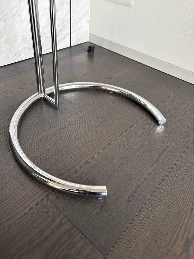 クラシコン CLASSiCON E1027 ガラステーブル