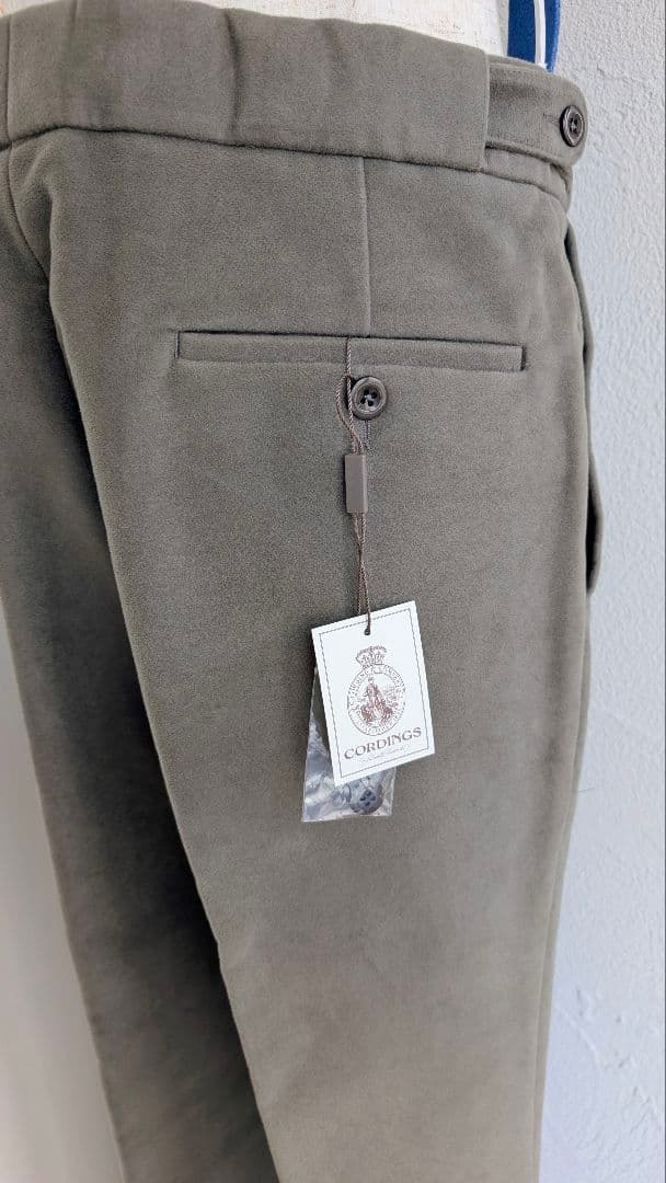 新品タグ付きCORDINGS モールスキンパンツＴＲＪ511グレーサイズW32