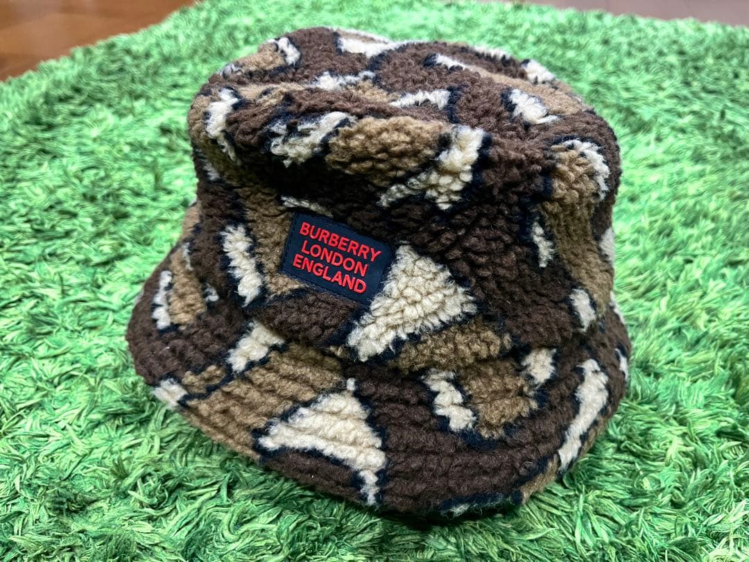バーバリー BURBERRY ボアバケットハット☆ バーバリーキャップ⭐︎