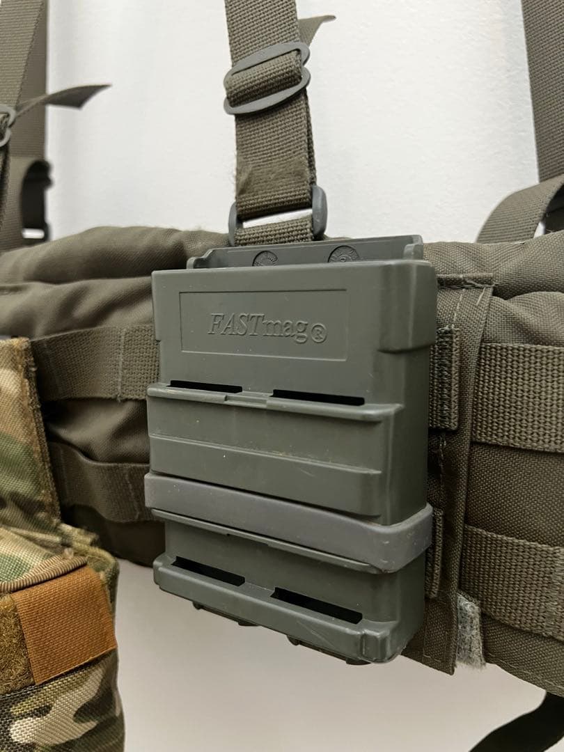 実物ブルーフォースギア チェスト・リグ その他EMDOMダンプポーチ等付き