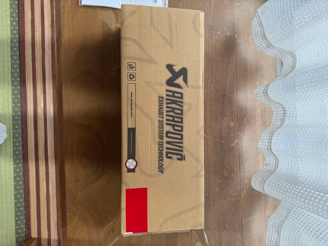 美品　Akrapovic スリップオンマフラー Yamaha YZF-R1