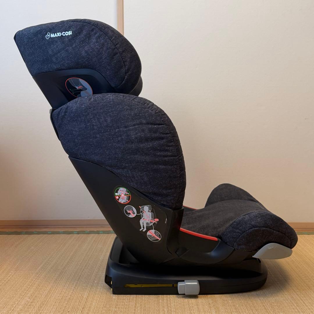 maxi-cosi rodifix マキシコシ ジュニアシート ノマドブラック