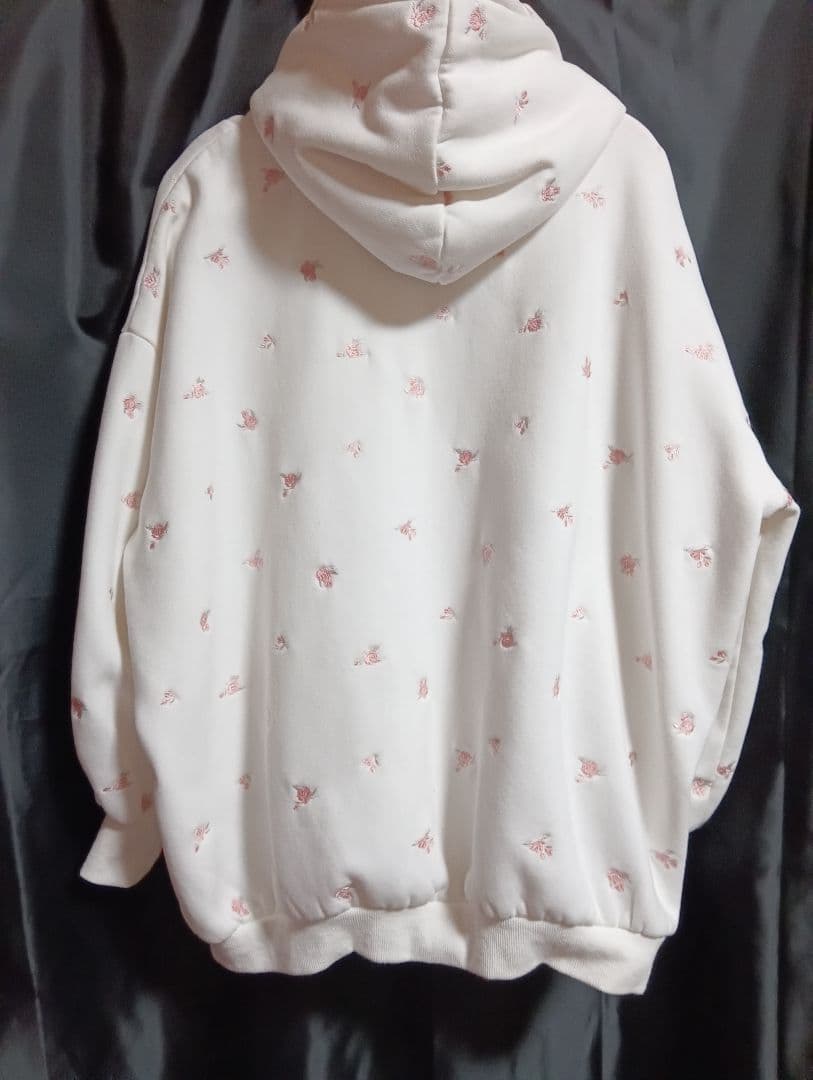 DARICH 花柄フード付きパーカー