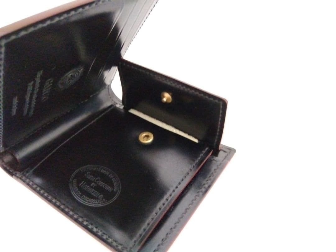 ガンゾ シェルコードバン２　小銭入れ付き 二つ折り財布　黒