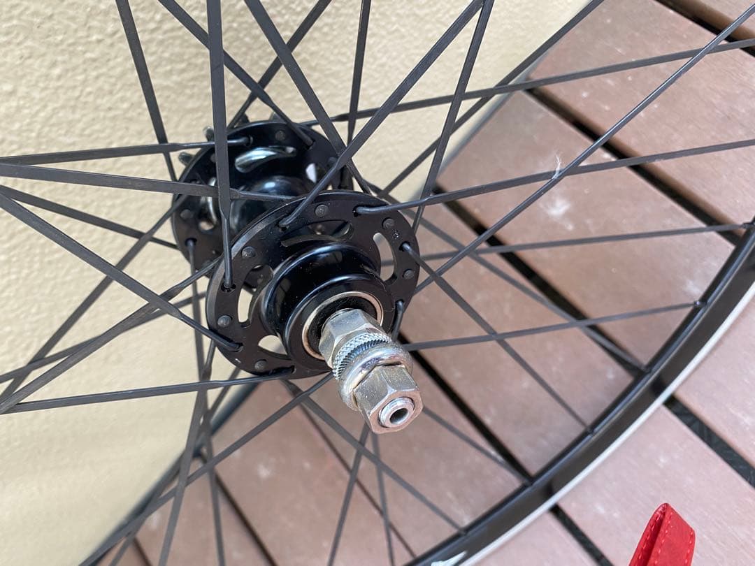 ピスト　ホイール　TIFOSI