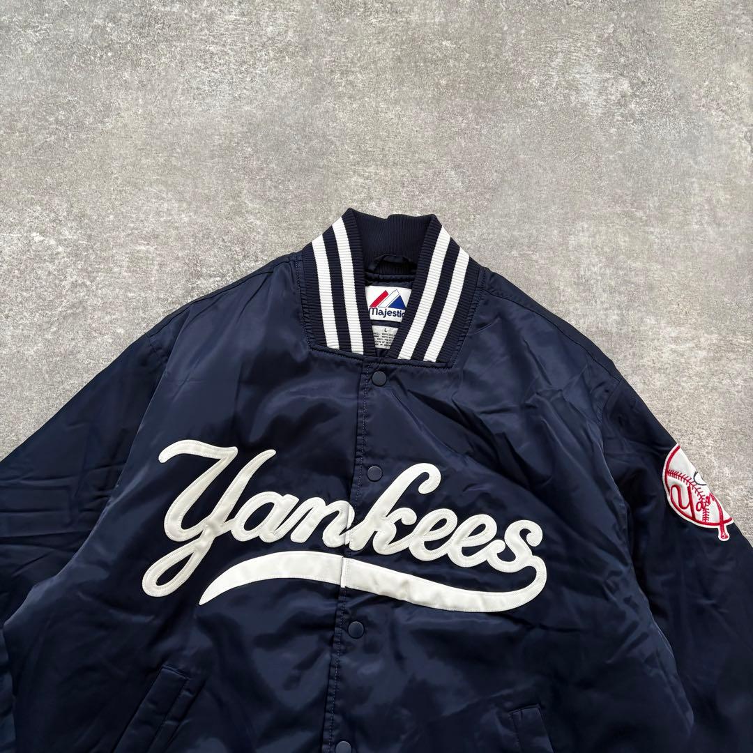 【Majestic】極美品 マジェスティック ヤンキース スタジャン 筆記体刺繍