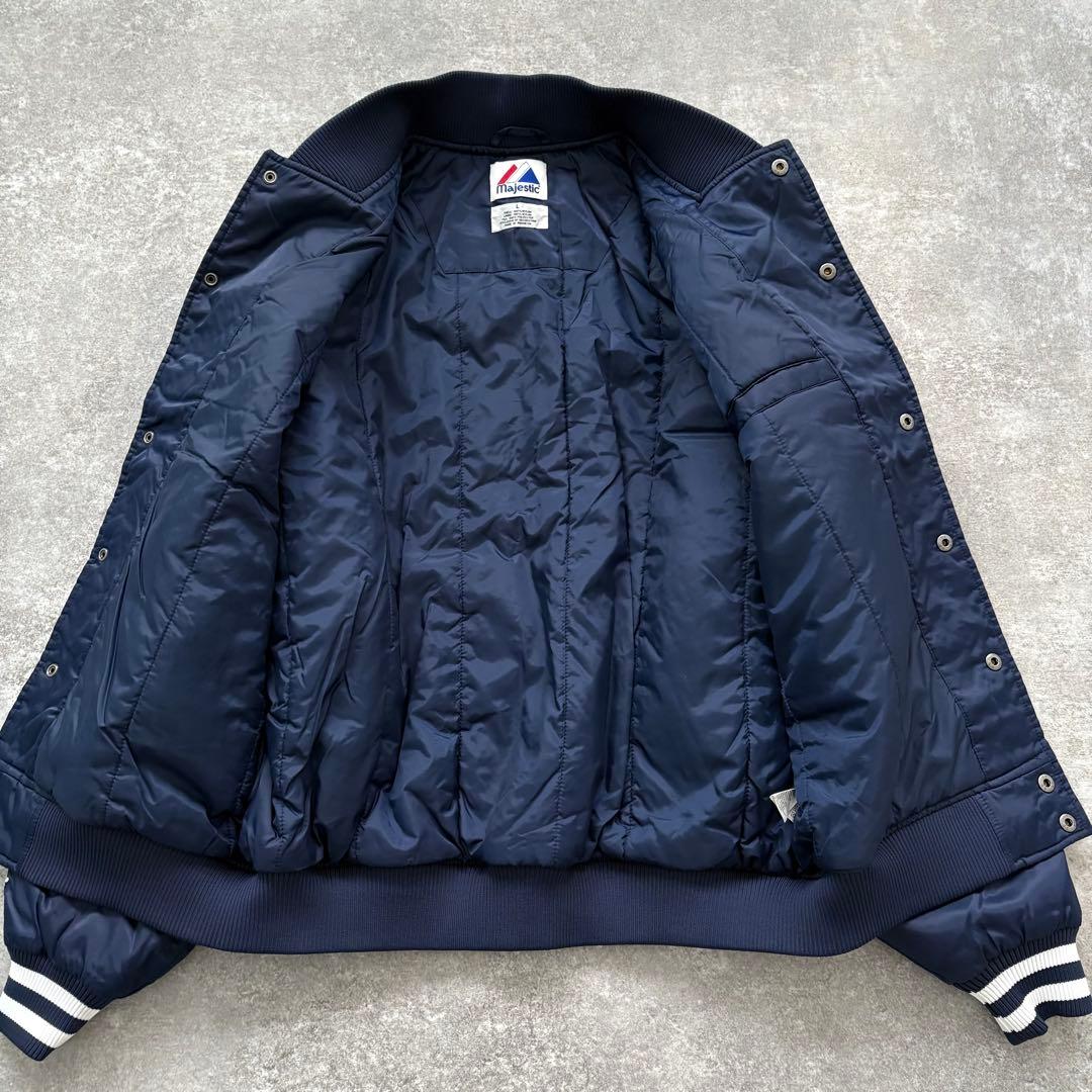 【Majestic】極美品 マジェスティック ヤンキース スタジャン 筆記体刺繍