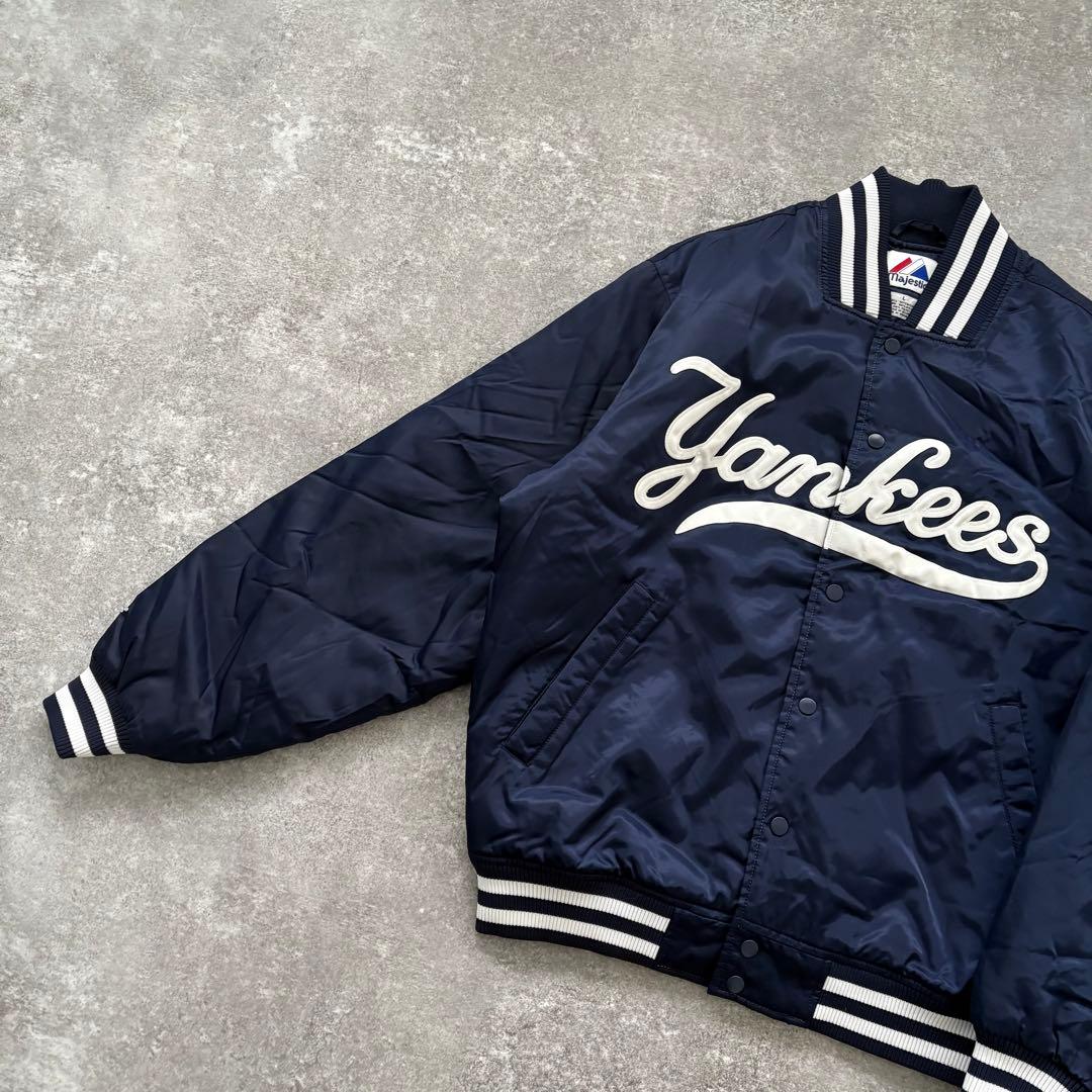 【Majestic】極美品 マジェスティック ヤンキース スタジャン 筆記体刺繍