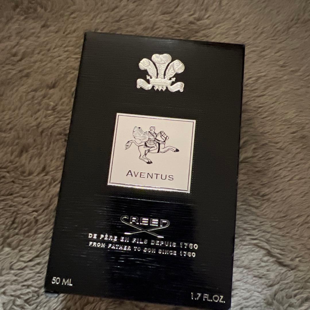 Creed Aventus 50ml 男性用香水