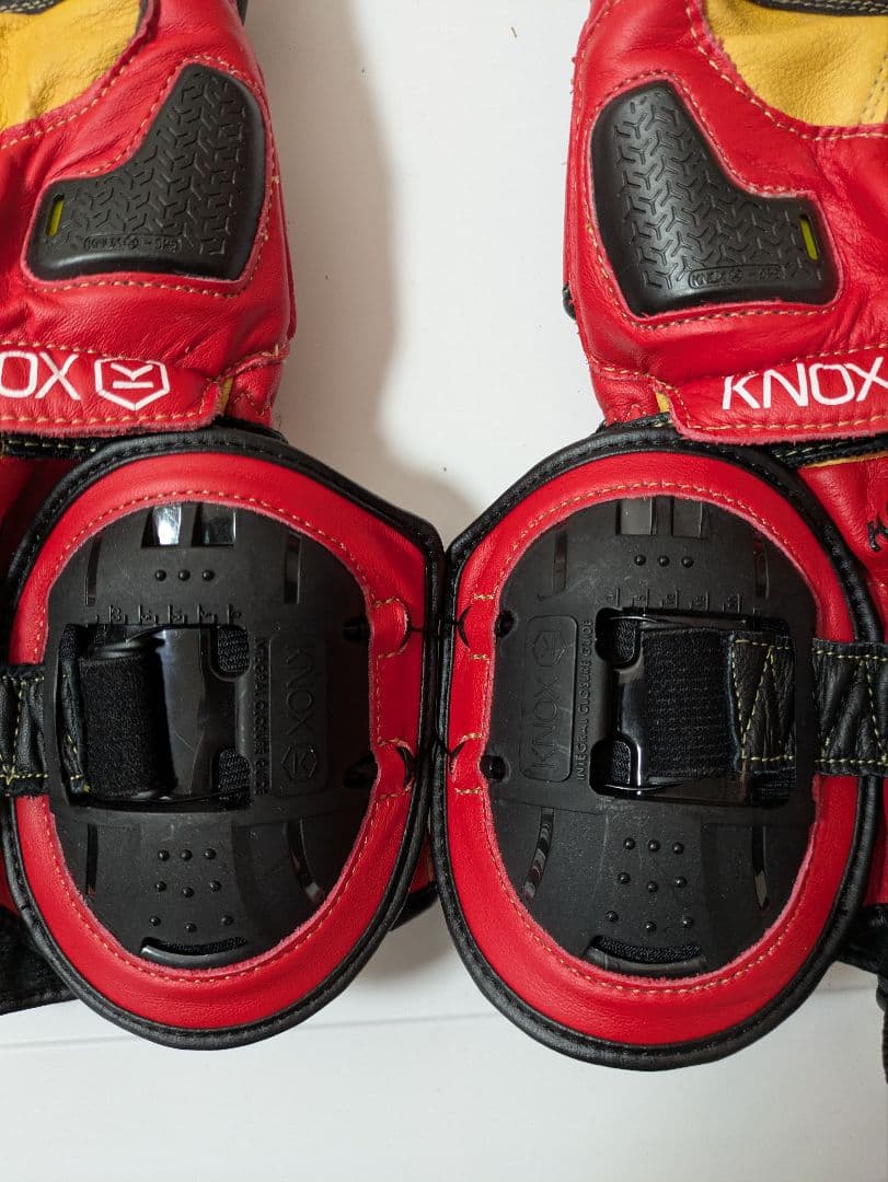 KNOX(ノックス) HANDROID MARK4 RED L