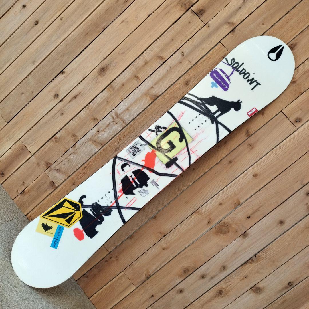 Agentの初代・ スノーボードの復刻版です