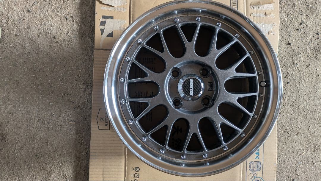 ステルスレーシングME02新製品4本セット15インチ美品