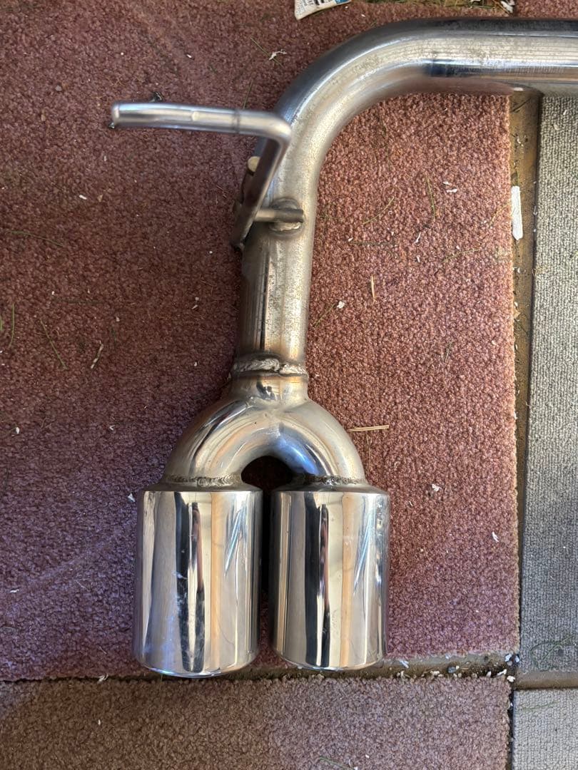 ４本出しマフラー　L375sタントカスタム　室内保管