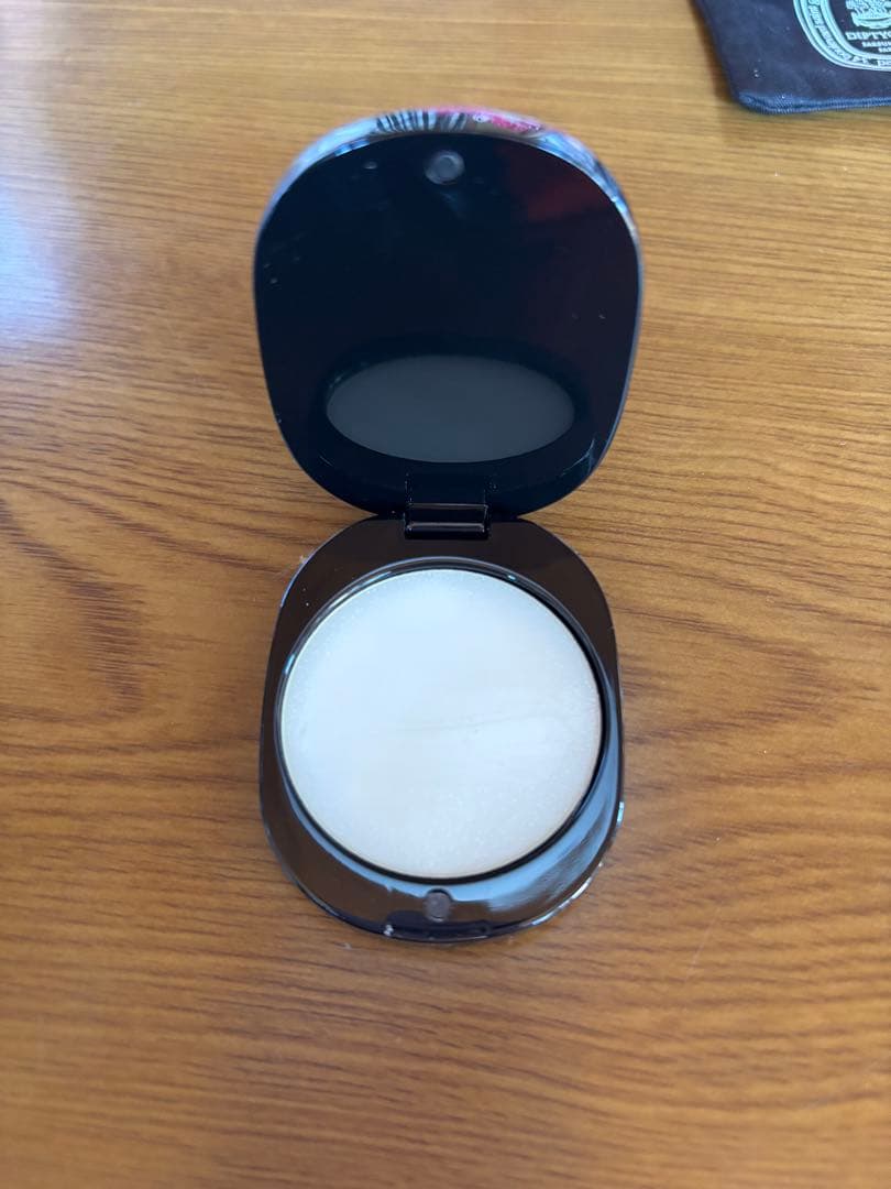 ORPHÉON (オルフェオン)リフィラブル ソリッドパフューム