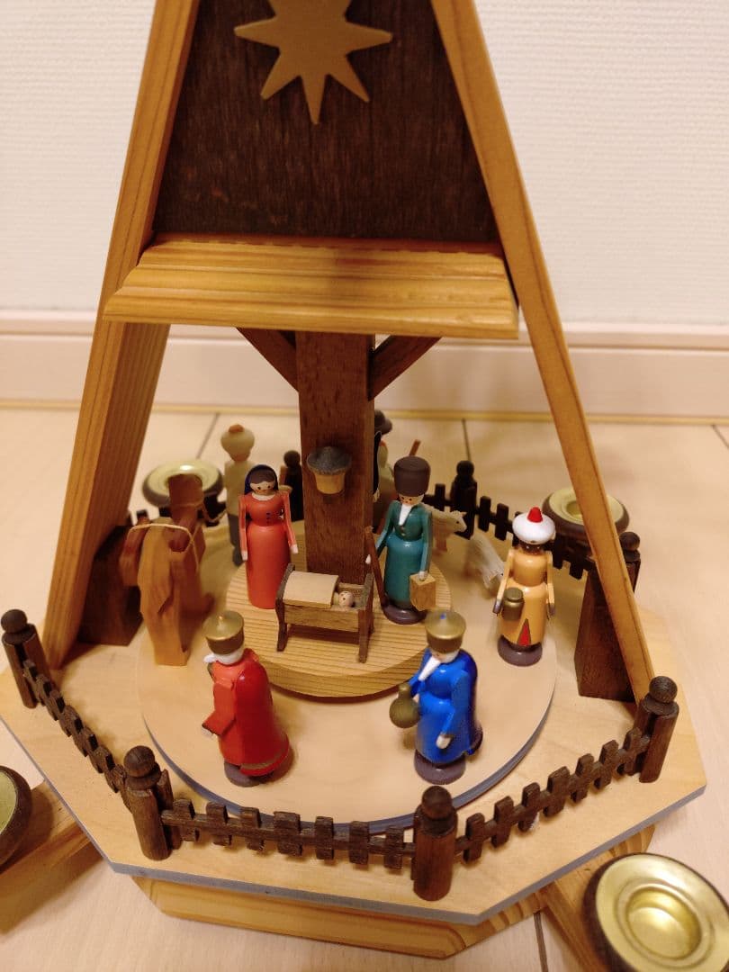 ドイツ　クリスマスピラミッド　キャンドルスタンド