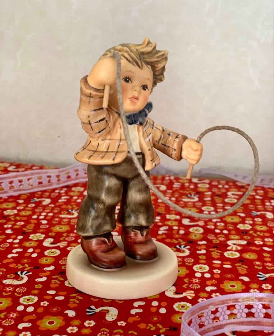 ゲーベル・フンメル人形・縄跳びをする子どもたち・可愛いです♡