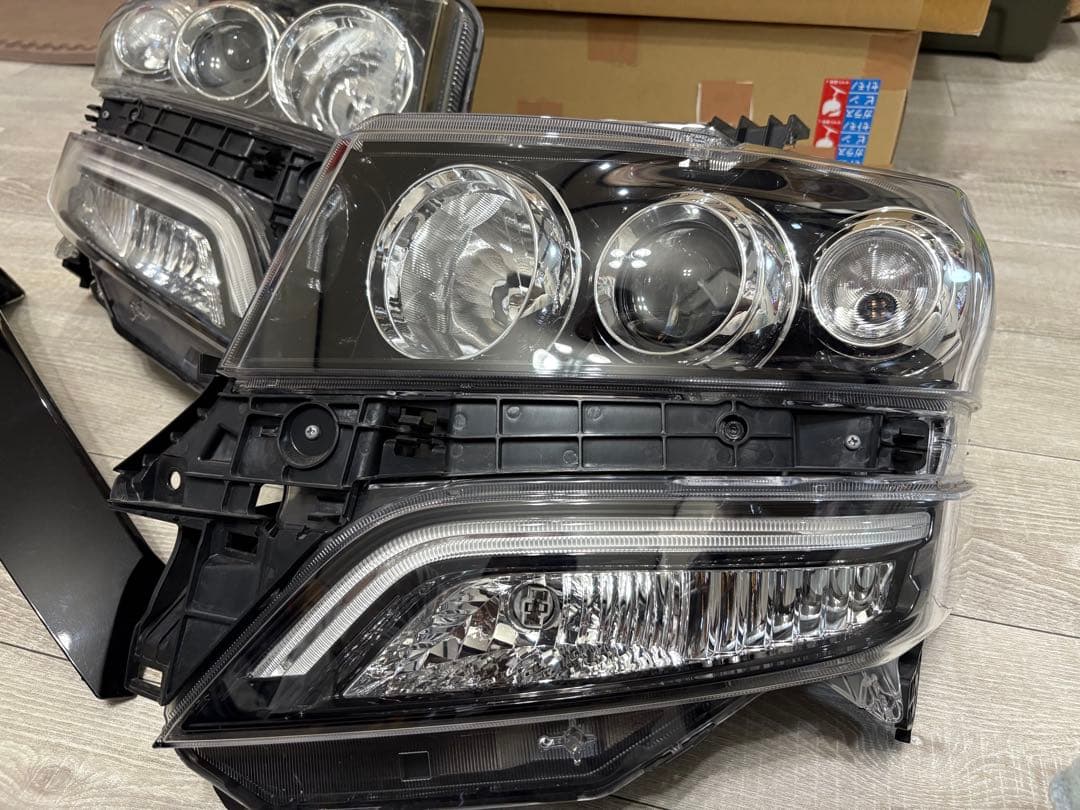 し*ん様 n-box custom jf1 ヘッドライト　白イルミ　インナーブラ