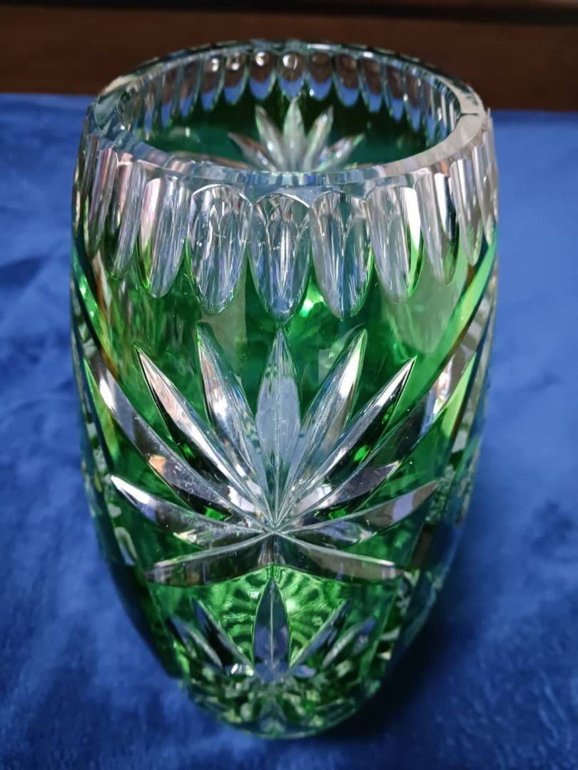 ドレスデン　クリスタル　花瓶