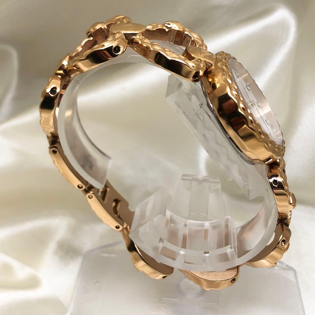 【稼働品】ジャストカヴァリ　シェル文字盤　クォーツ　腕時計　美品