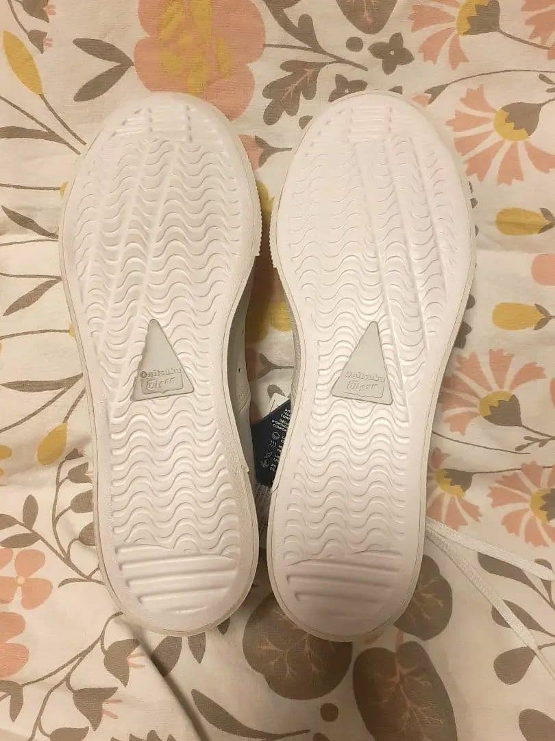 ★未使用★オニツカタイガー　LAWNSHIP 3.0 25.5cm ローンシップ