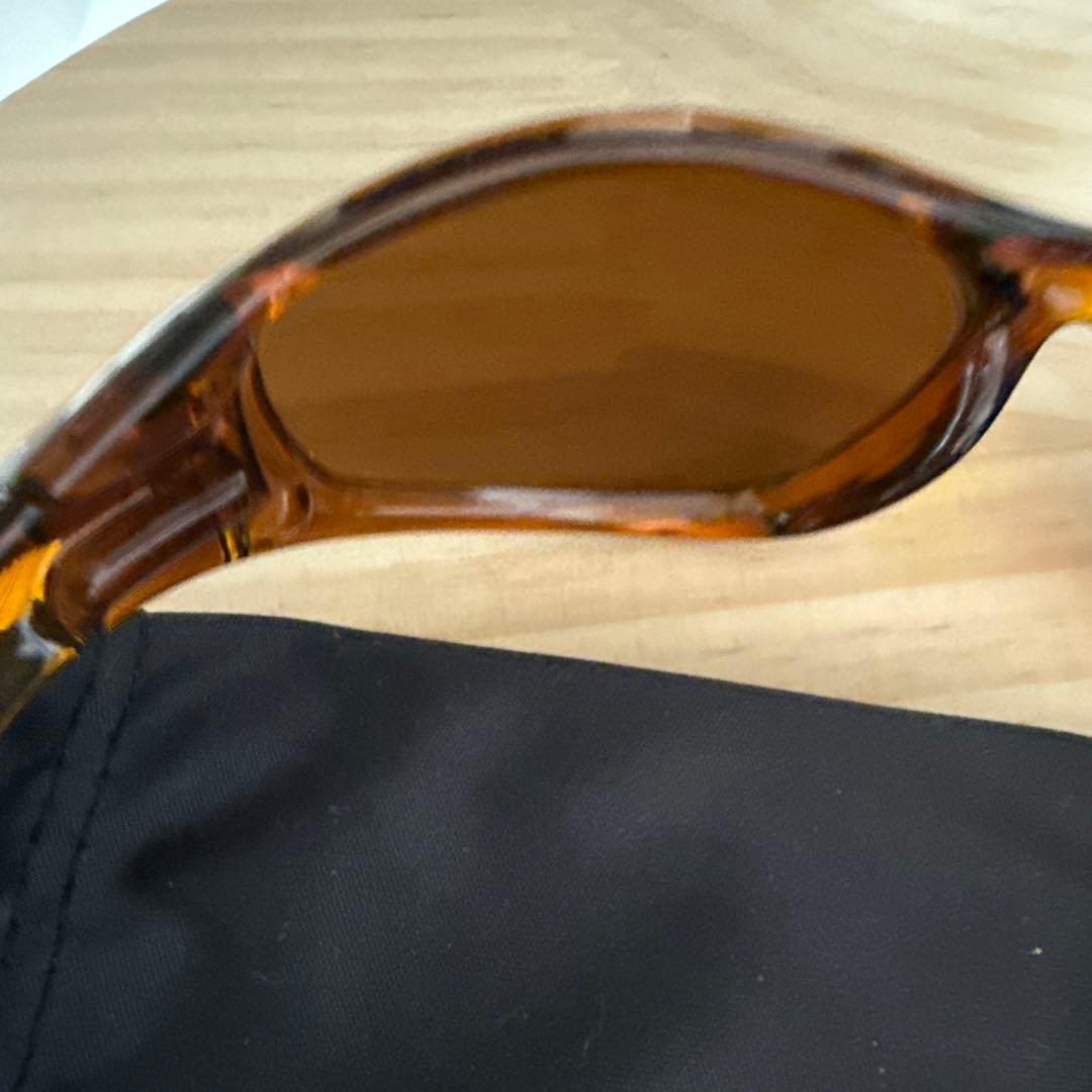 Oakley minute 2.0 サングラス ダークアンバー ダークブロンズ