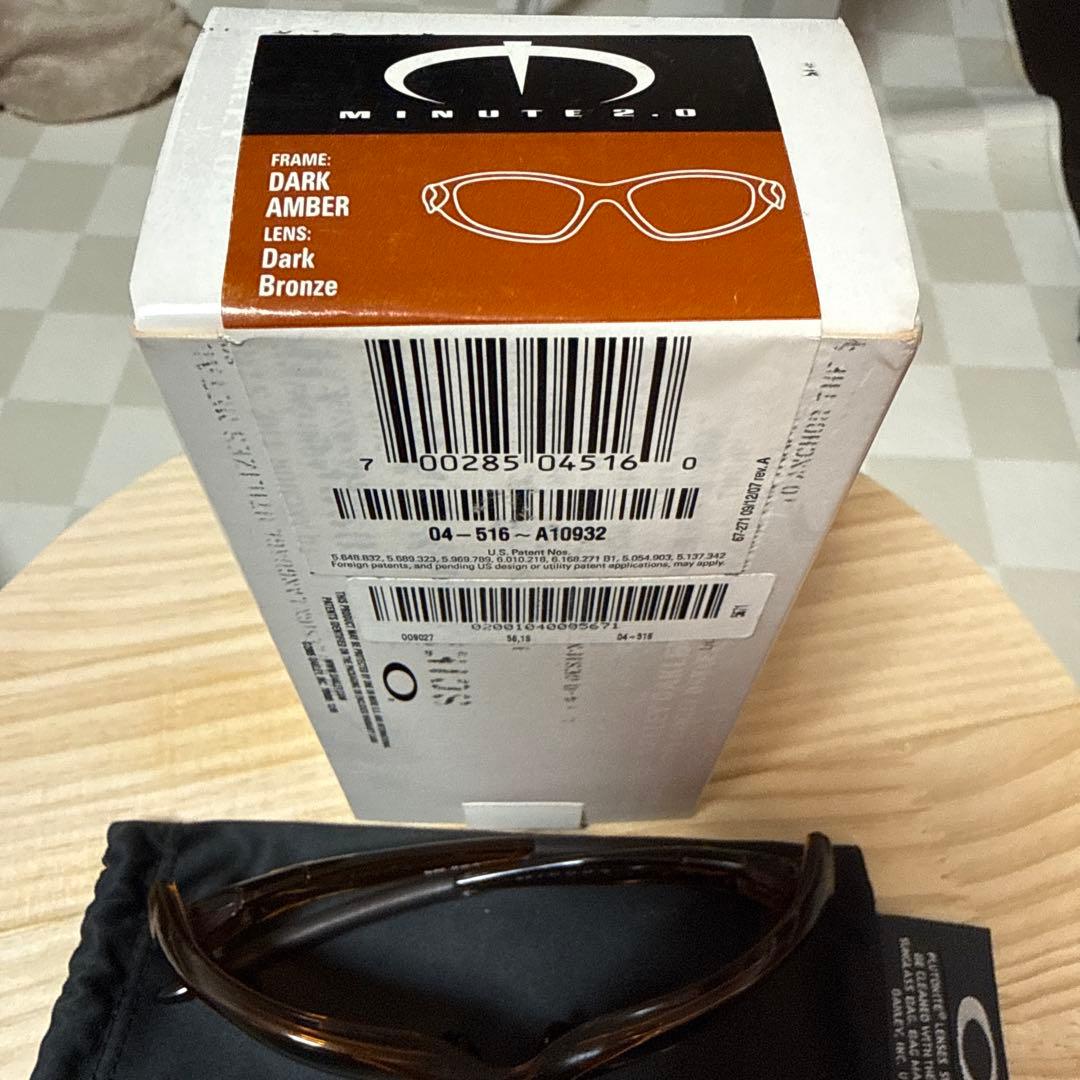 Oakley minute 2.0 サングラス ダークアンバー ダークブロンズ