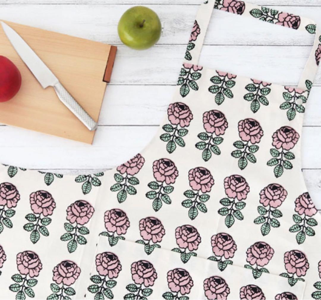 marimekko限定商品　Vihkiruusuヴィヒキルース　エプロン　ピンク