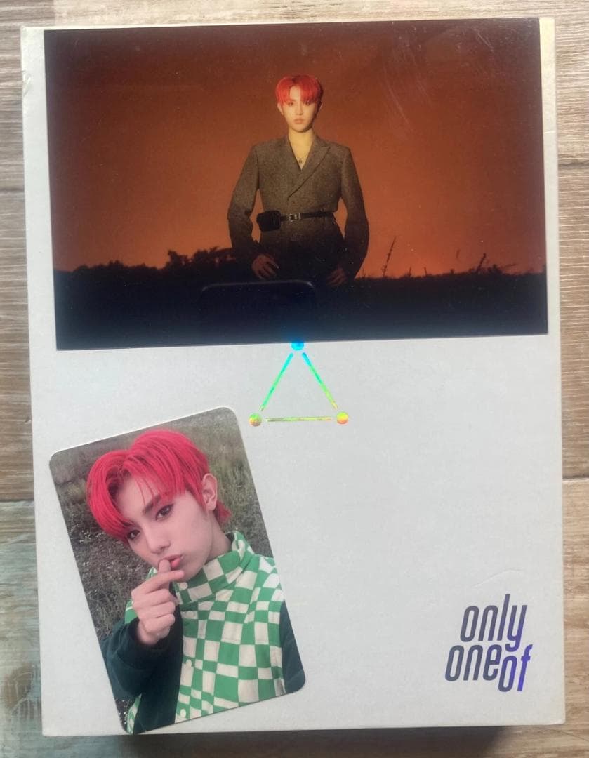 OnlyOneOf line sun goodness　白　トレカ付き