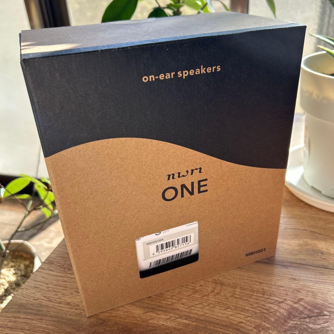 NTT 新品未使用 ワイヤレスヘッドフォン ONE MBH001WA