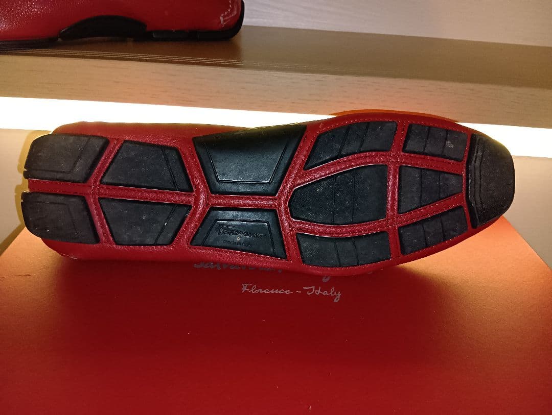 靴 Salvatore Ferragamo PARIGI Rubino 8 EE