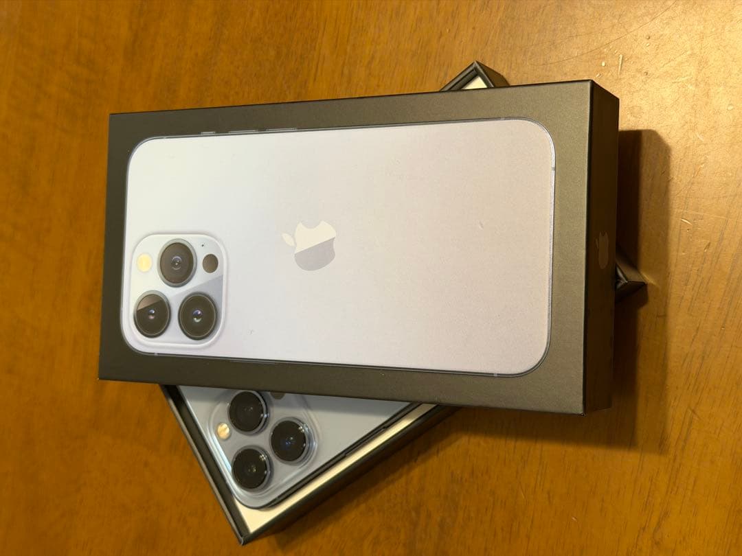 美品iPhone 13 Pro 256GB シエラブルー simフリー