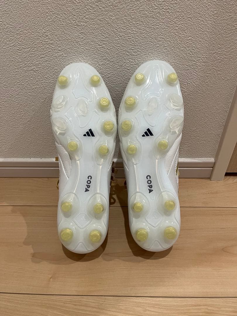 アディダス コパアイコン2 HGAG ホワイト/ゴールド 26cm